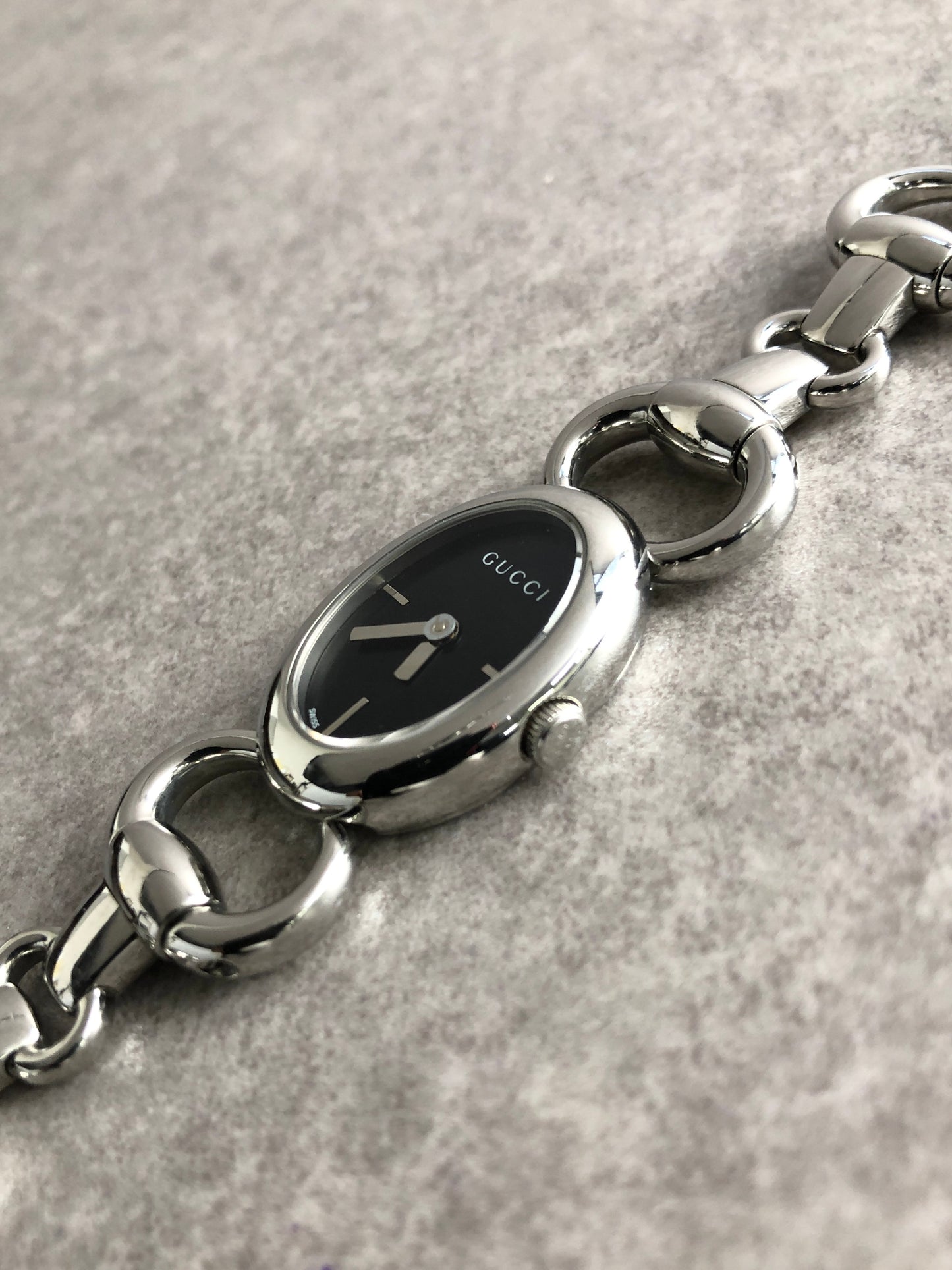GUCCI Logo Quartz Watch Silver 118 Vintage szaysz