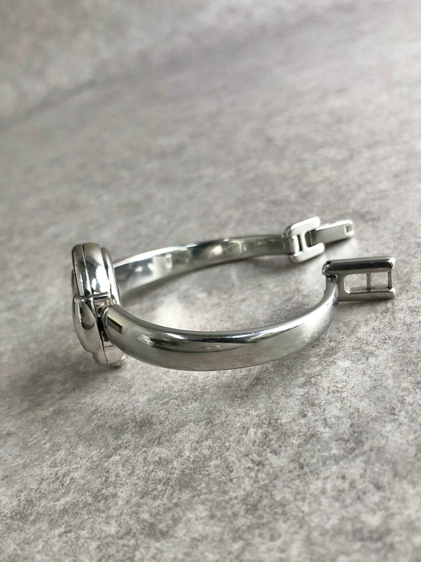 GUCCI Watch Silver 1400L Vintage hzfia7