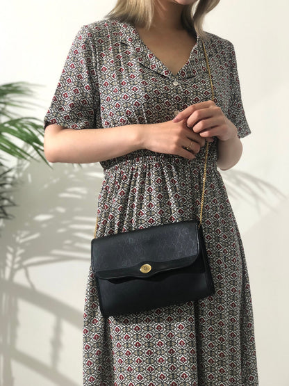 Christian Dior Logo Honeycomb Pattern Drawstring Chain Crossbody Shoulder bag Black Vintage fm82u8