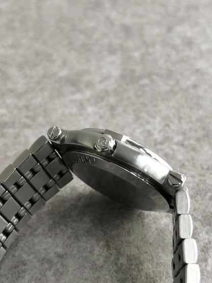 GUCCI Logo Watch Silver 9100L Vintage g8dhxw