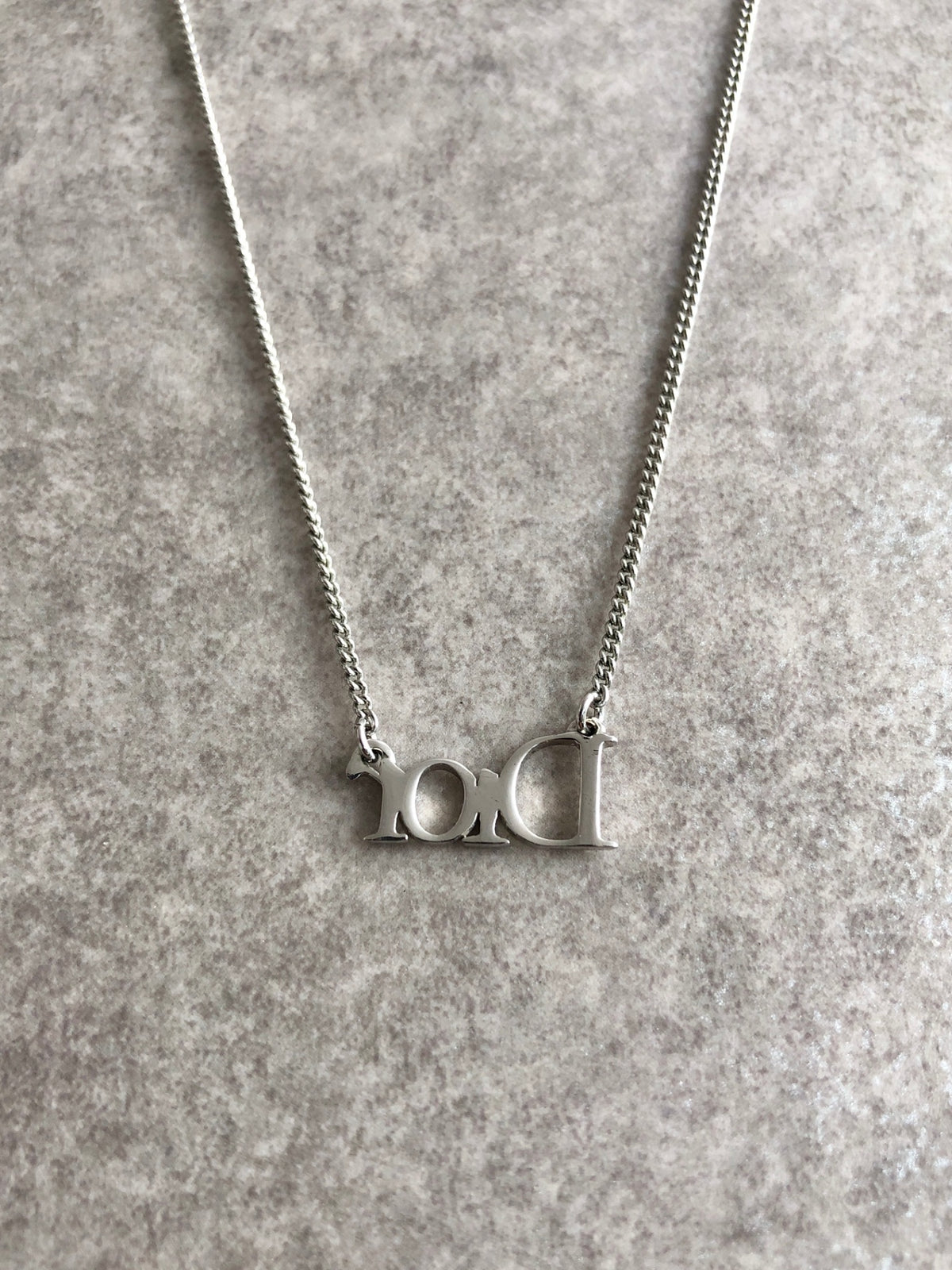 Christian Dior Logo Motif Necklace Silver Vintage fpadj8