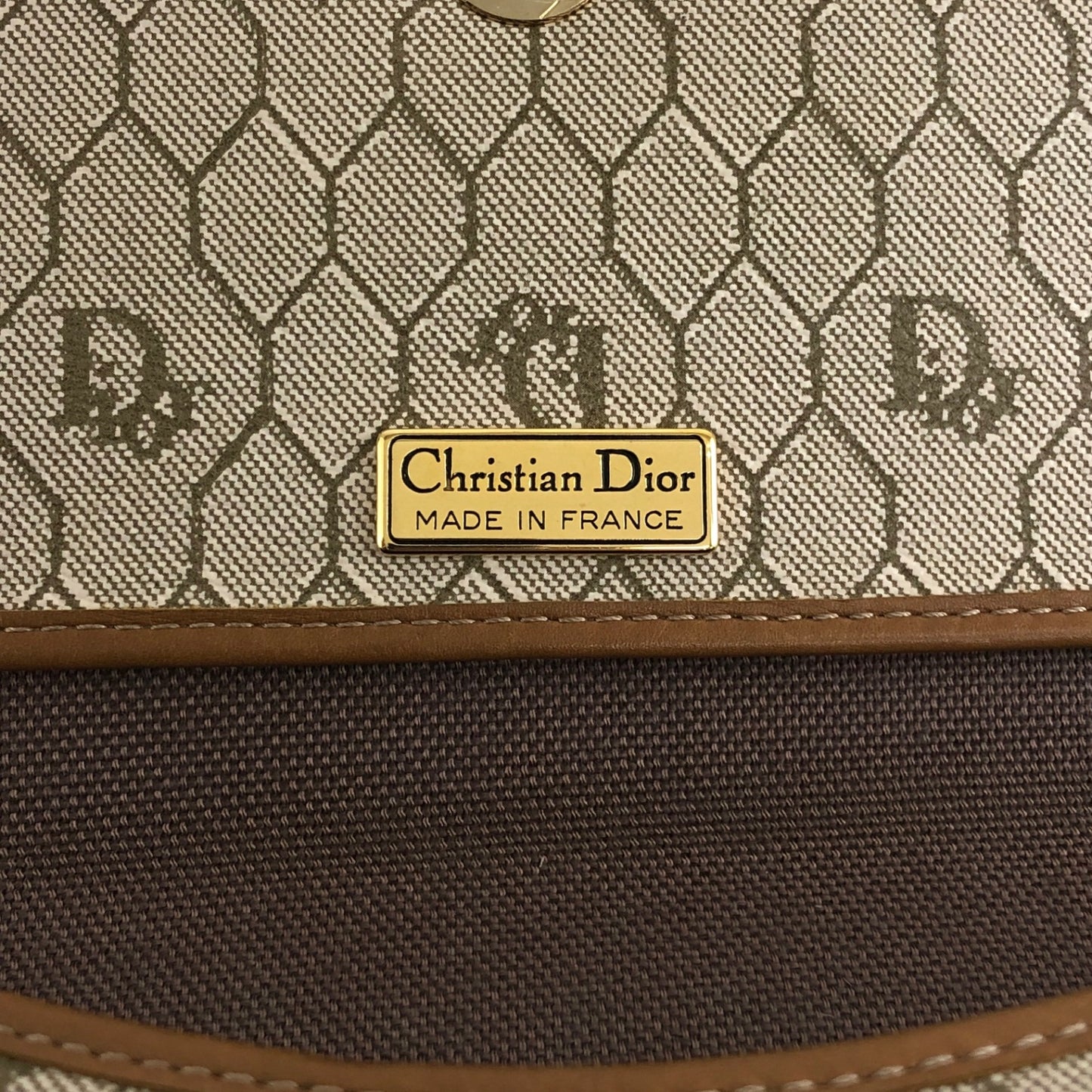 Christian Dior Honeycomb Pattern Shoulder bag Beige Vintage 6kz754