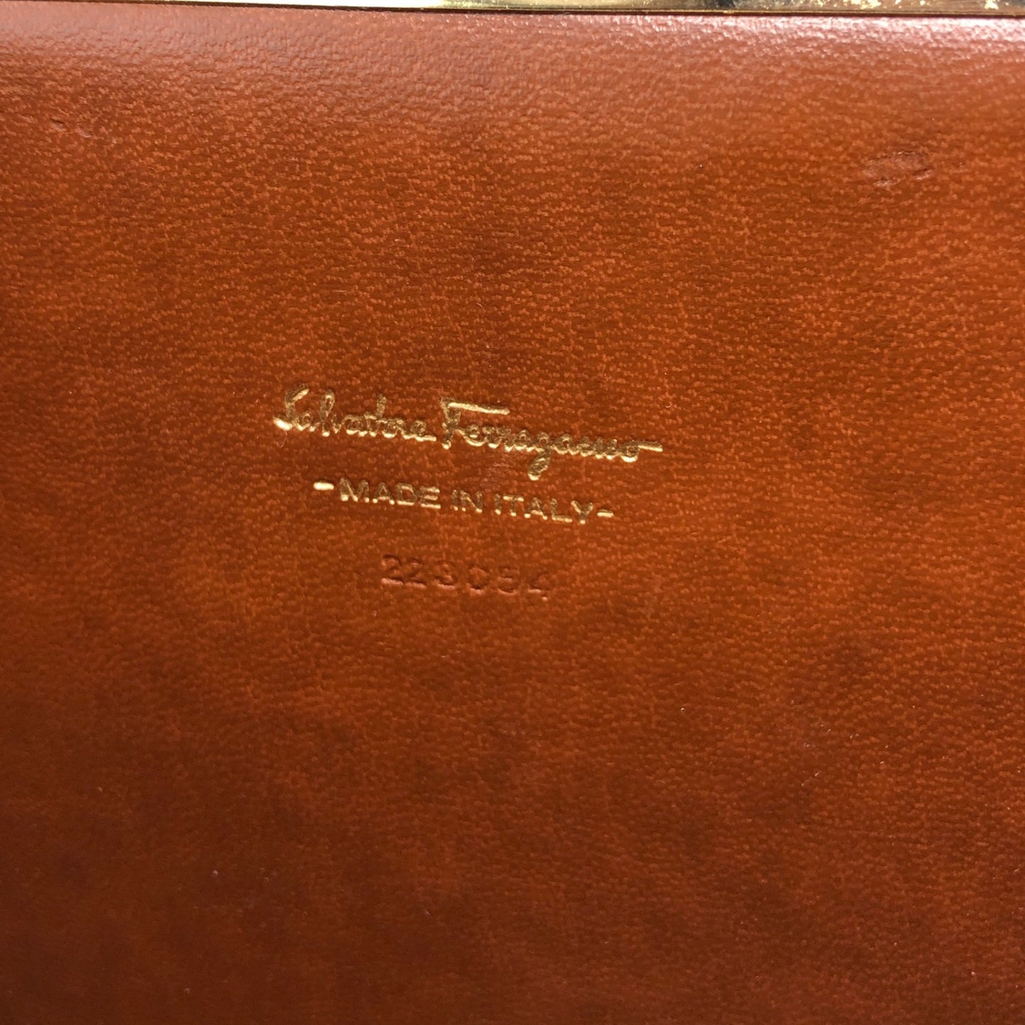 Salvatore Ferragamo Vala Ribbon Chain Shoulder bag Brown Vintage i66575