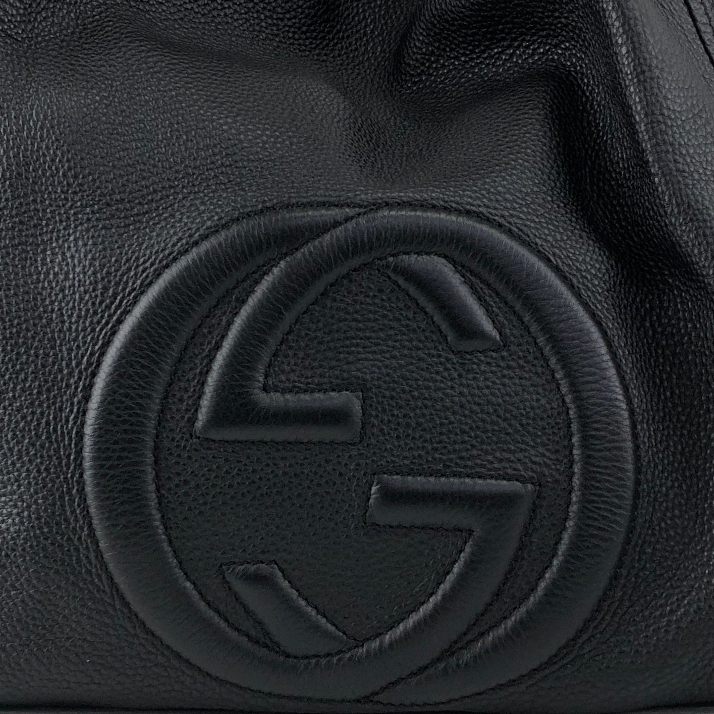 GUCCI Logo Embossed Tassel Shoulder bag Hobobag Black Vintage p2pw3n