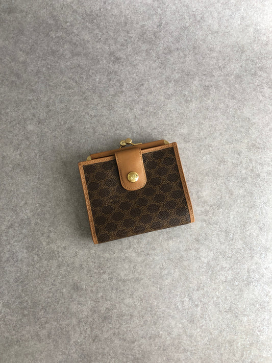 CELINE Macadam Blason Metal Clasp Folded Wallet Brown Vintage npchhu