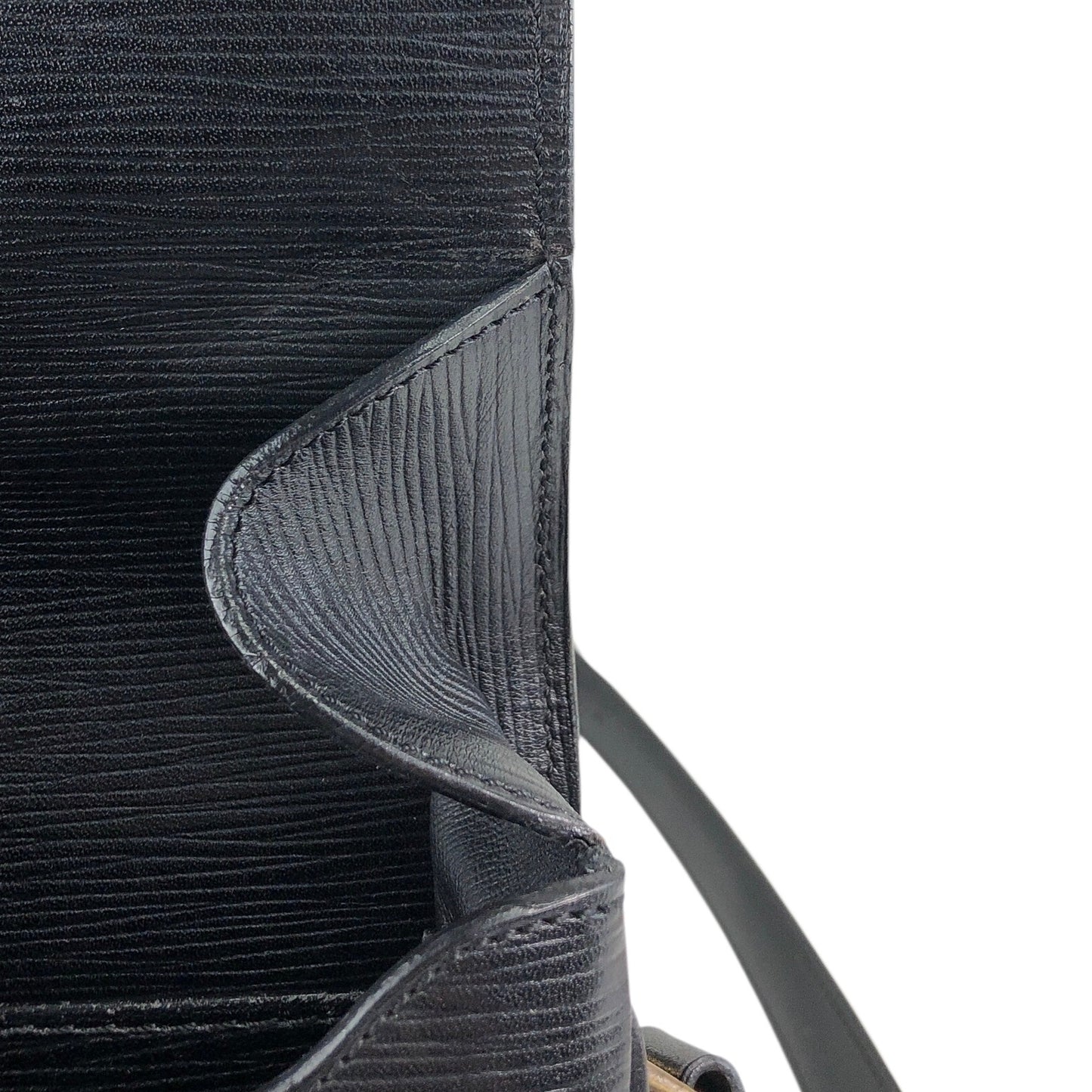 LOUIS VUITTON ルイヴィトン エピ  ショルダーバッグ ブラック LV レザー フロントバックル ipzw8h