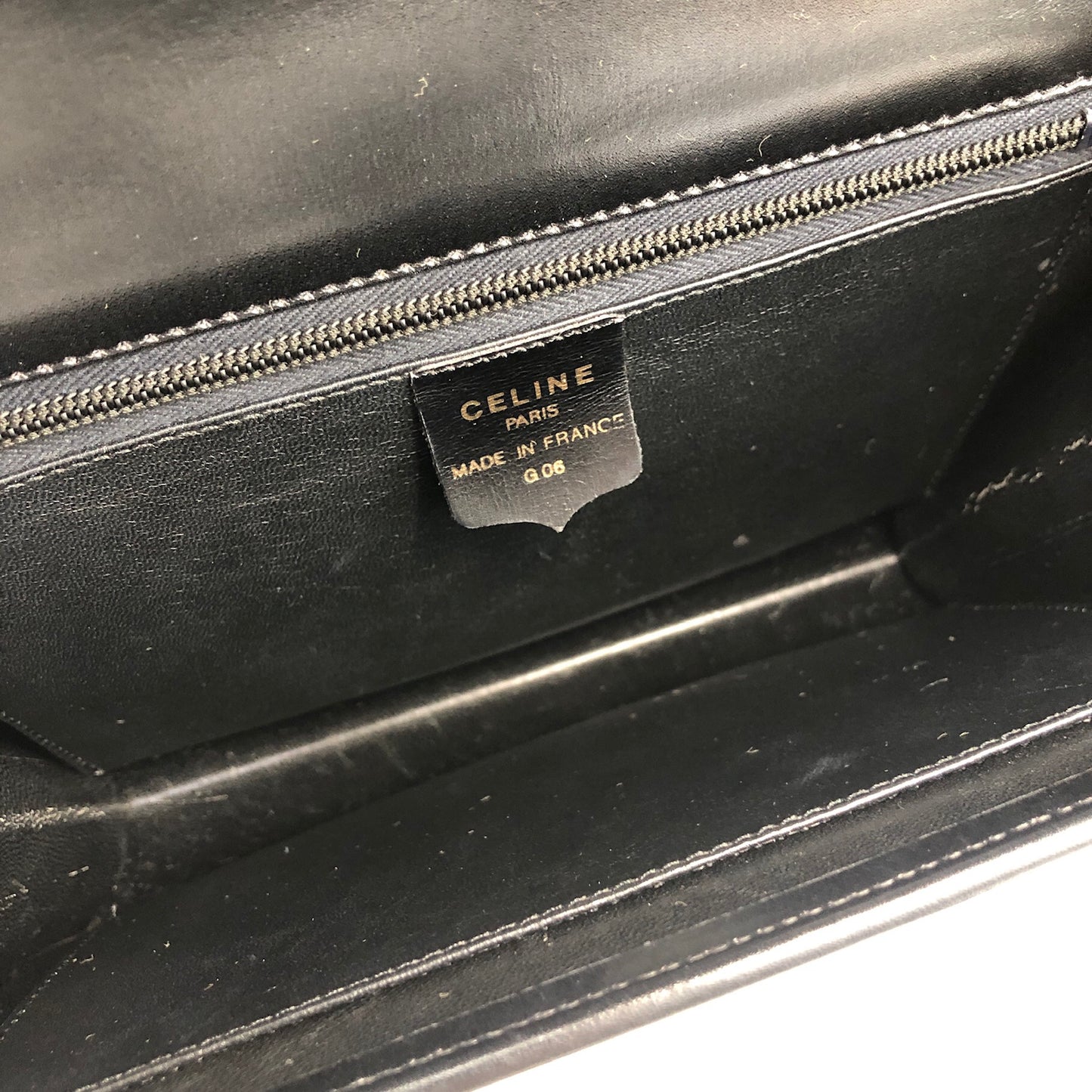 CELINE Triomphe Flap Leather Handbag Black Vintage zgtbg6