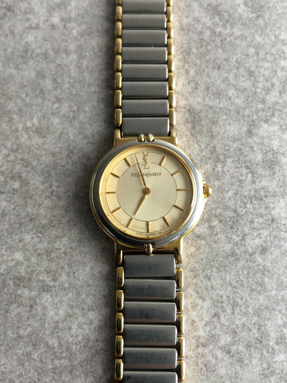 Yves Saint Laurent YSL Logo Quartz Watch Silver 2200-22841 YO Vintage p5bvh6