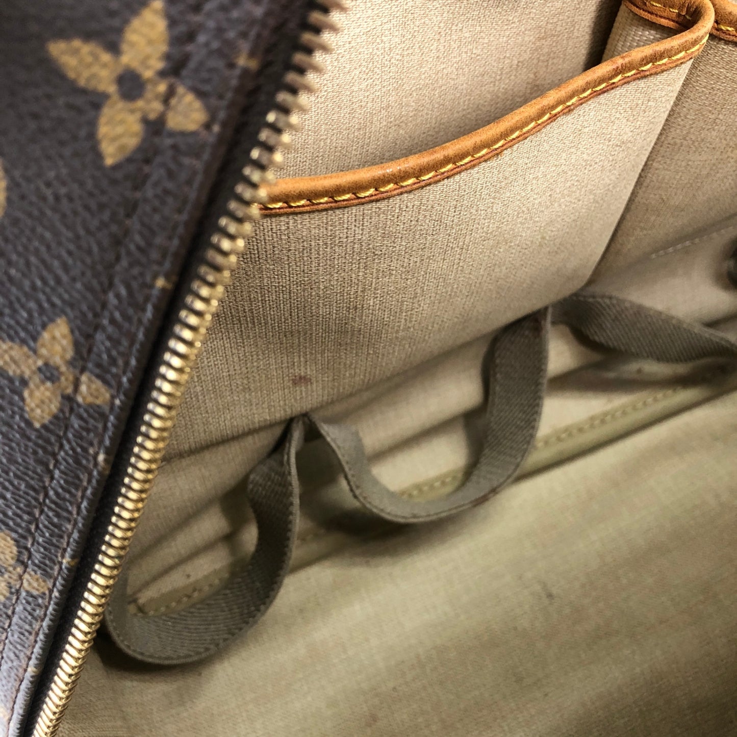 LOUIS VUITTON Monogram Handbag Brown Vintage bwp3ix