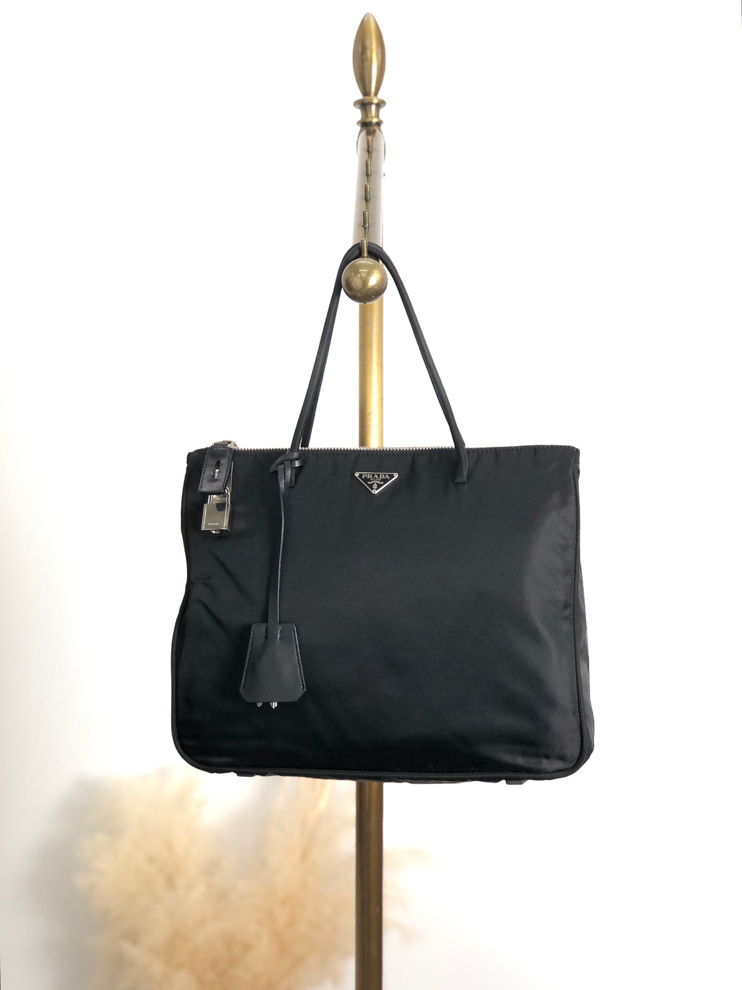 PRADA Tessuto Triangle Logo Black Vintage c2dsi6