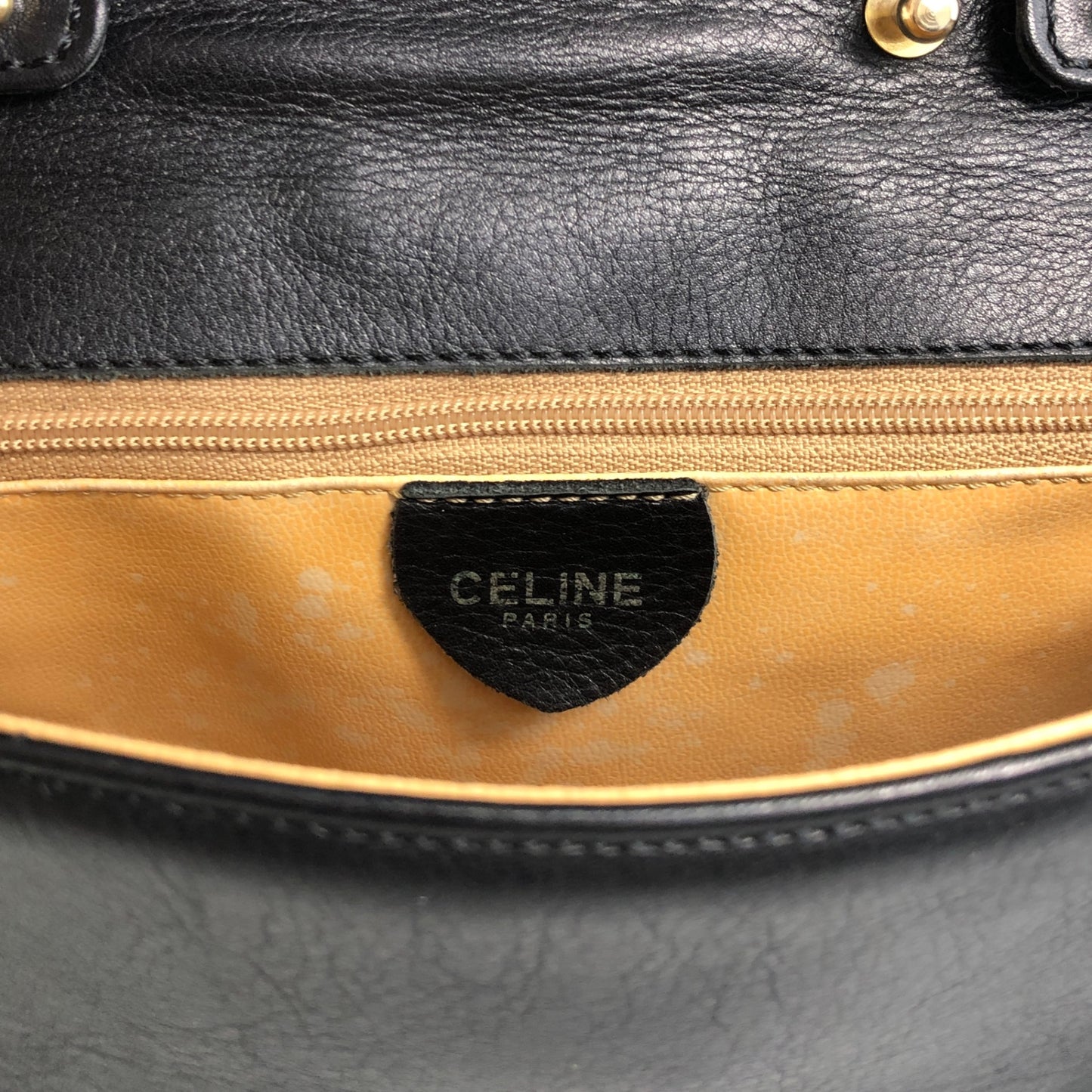 CELINE Blason 肩背包黑色復古 cfz6hr