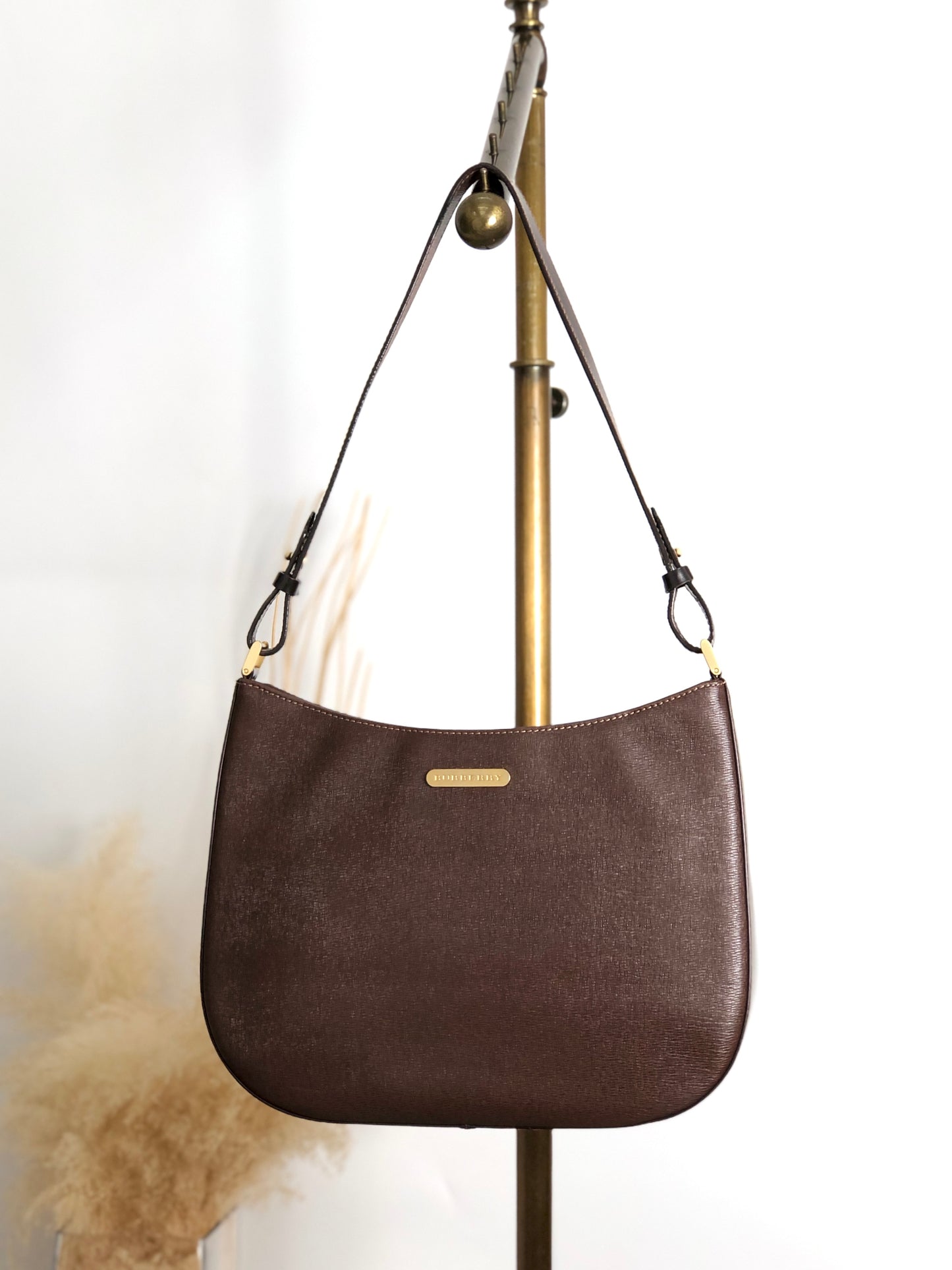 BURBERRY Logo Shoulder bag Brown Vintage 6skns5