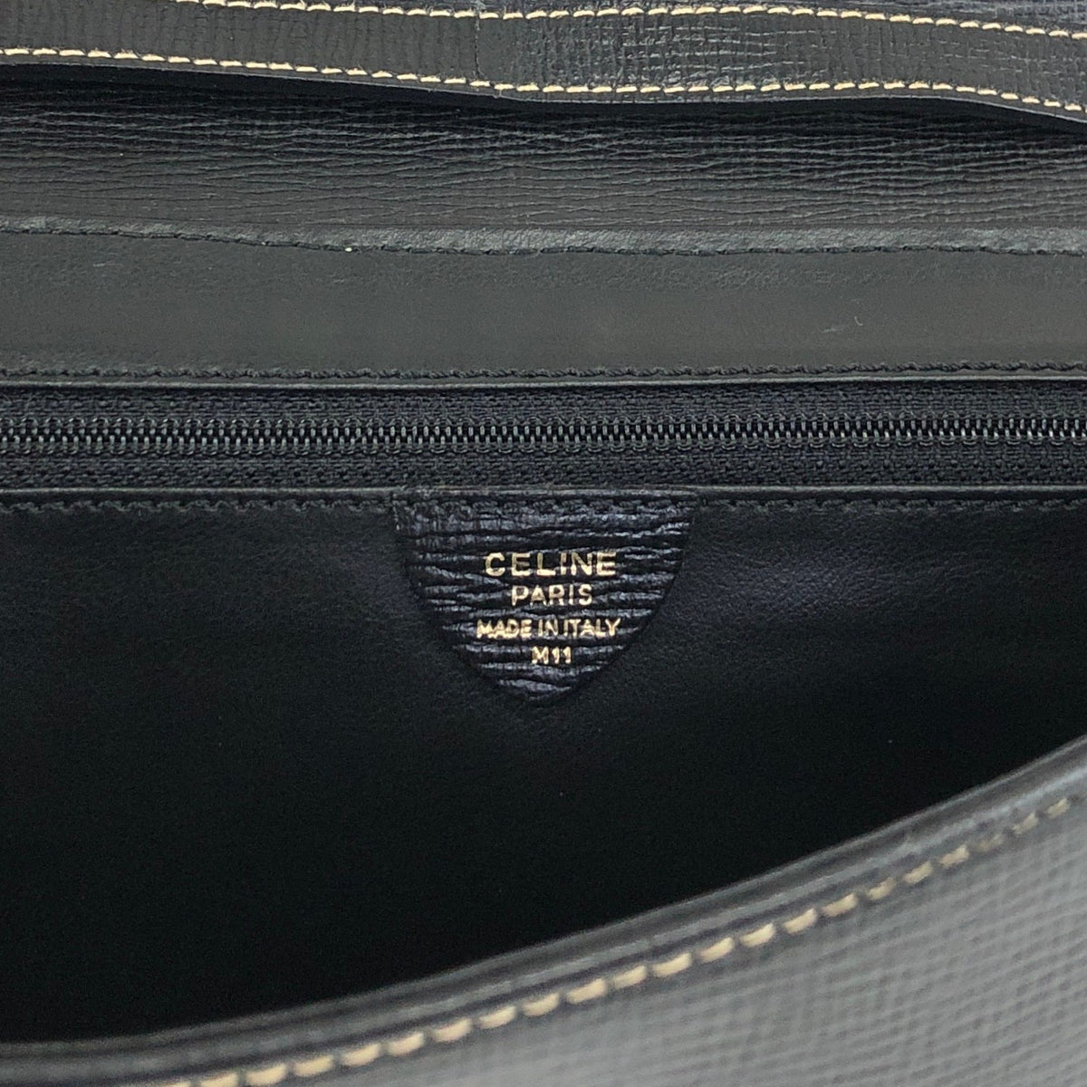CELINE Circle Logo Shoulder bag Black Vintage 3sg788
