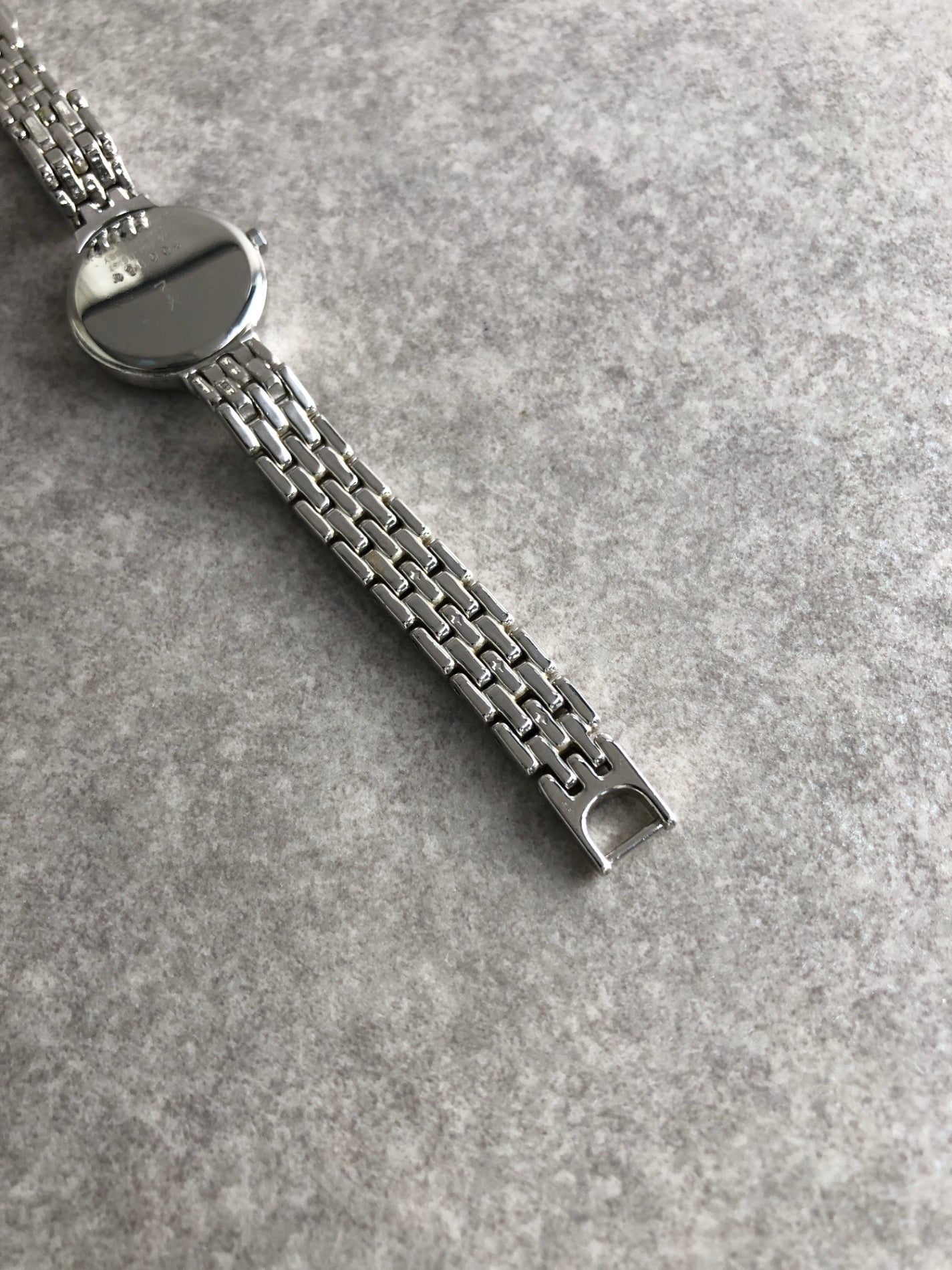 Yves Saint Laurent YSL Logo Quartz Watch Silver 2823-288458