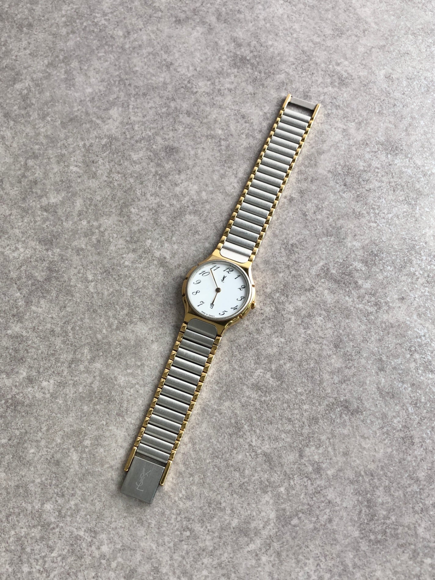 Yves Saint Laurent YSL Logo Watch Gold×Silver 566890 Vintage ais6sd