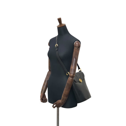 GIVENCHY Logo Shoulder bag Black Vintage c78vb7