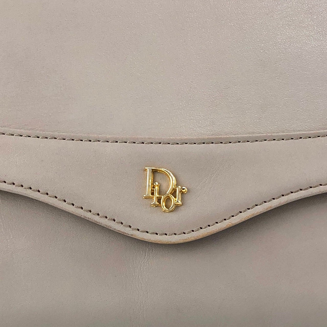Christian Dior Logo Chain Shoulder bag Gray Vintage kynndd