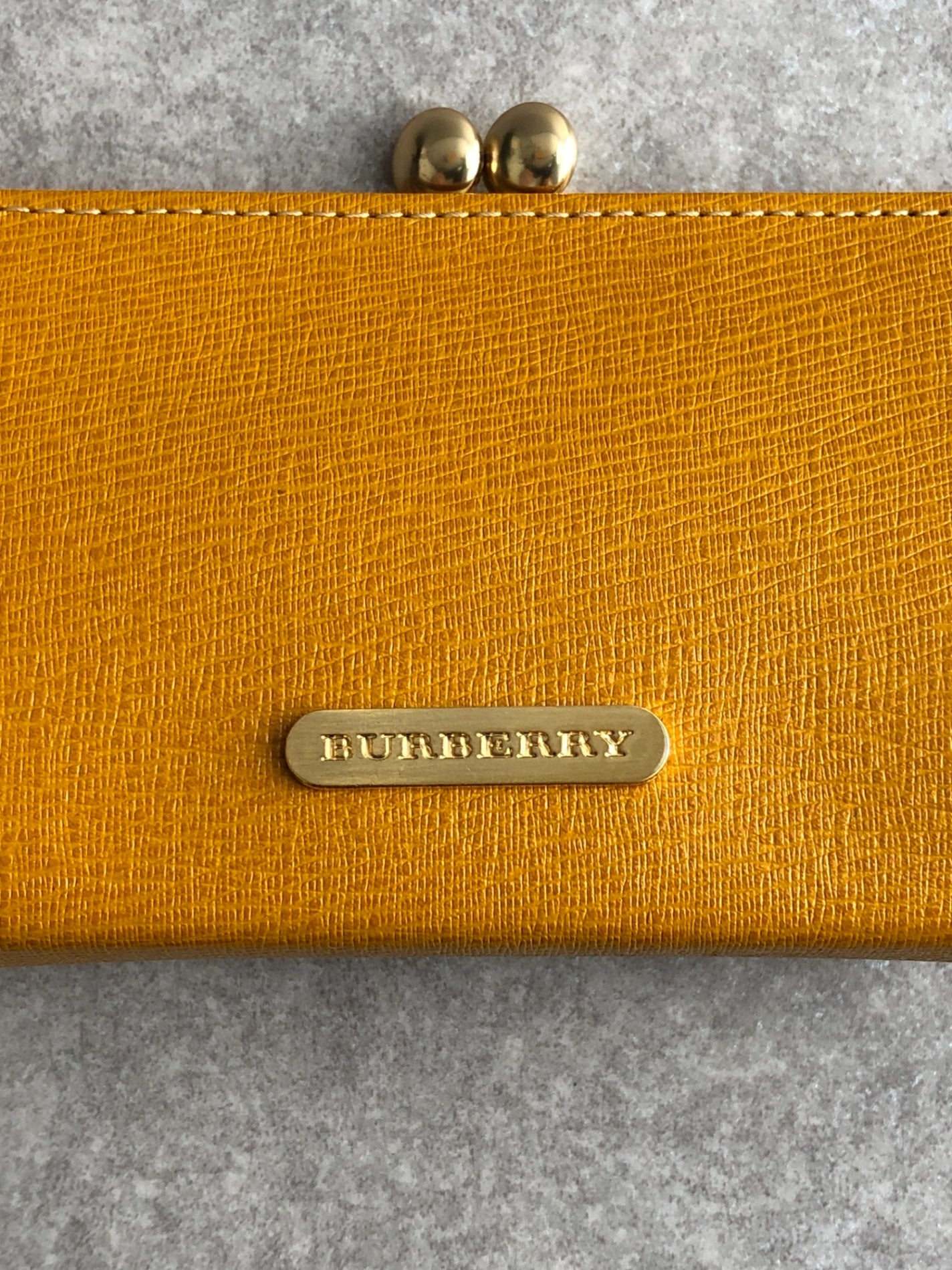 BURBERRY Logo Metal Clasp Coin Purse Yellow Vintage m834hs