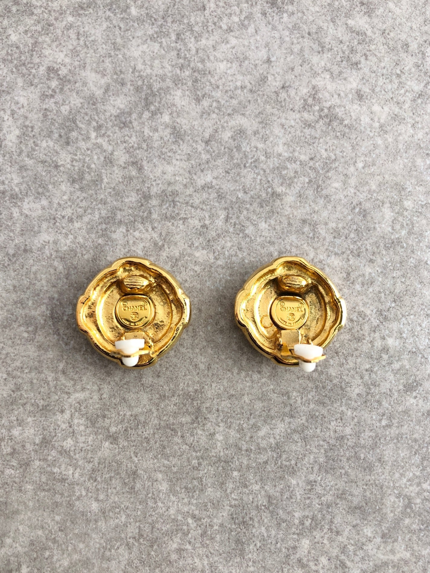 CHANEL Coco Mark Earrings Gold Vintage hmxj4r