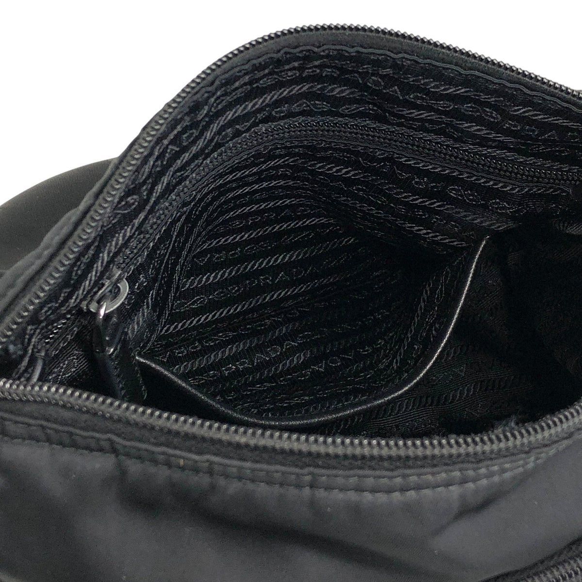 PRADA Tessuto Triangle Logo Shoulder bag Black Vintage 2efb6d