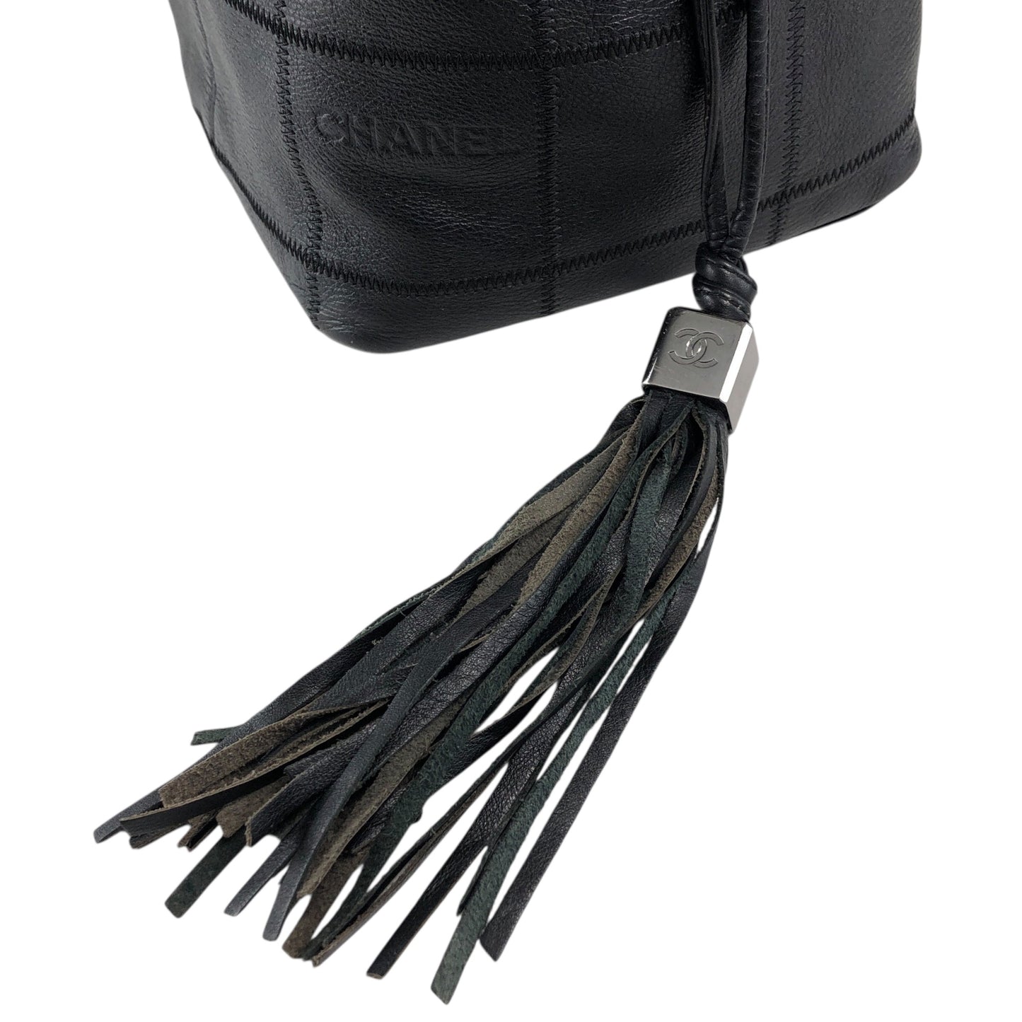 CHANEL Chocolate Bar Tassel Handbag Black A19981 Vintage fxmceh