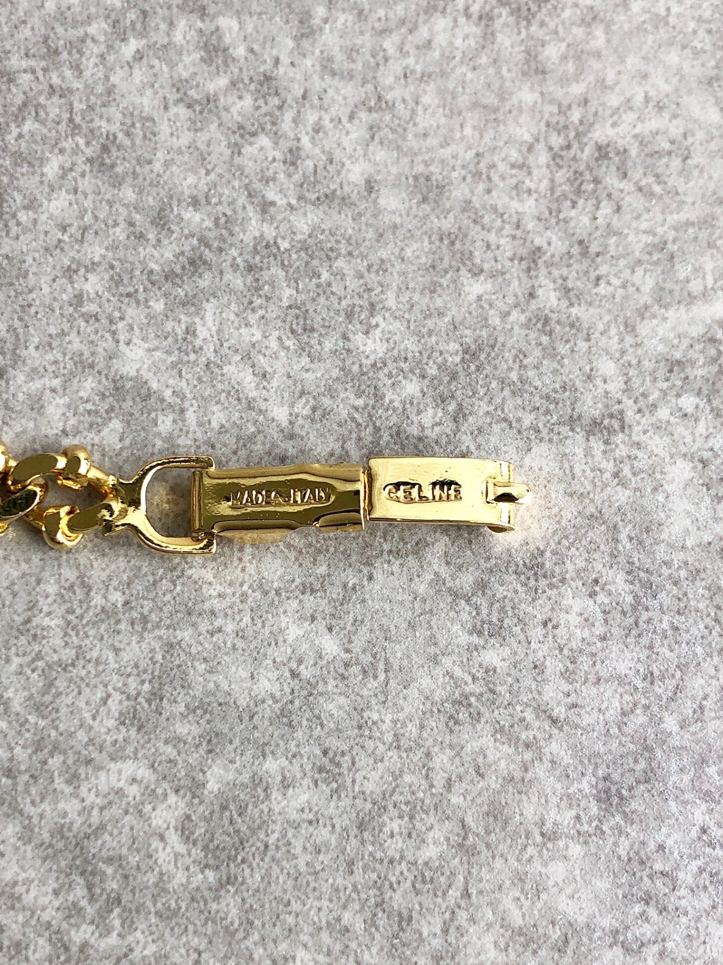 CELINE Blason Bracelet Gold Vintage 7nsywr