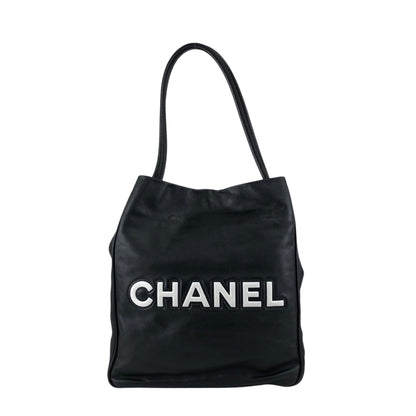 CHANEL Logo Totebag Black Vintage 3raaj5