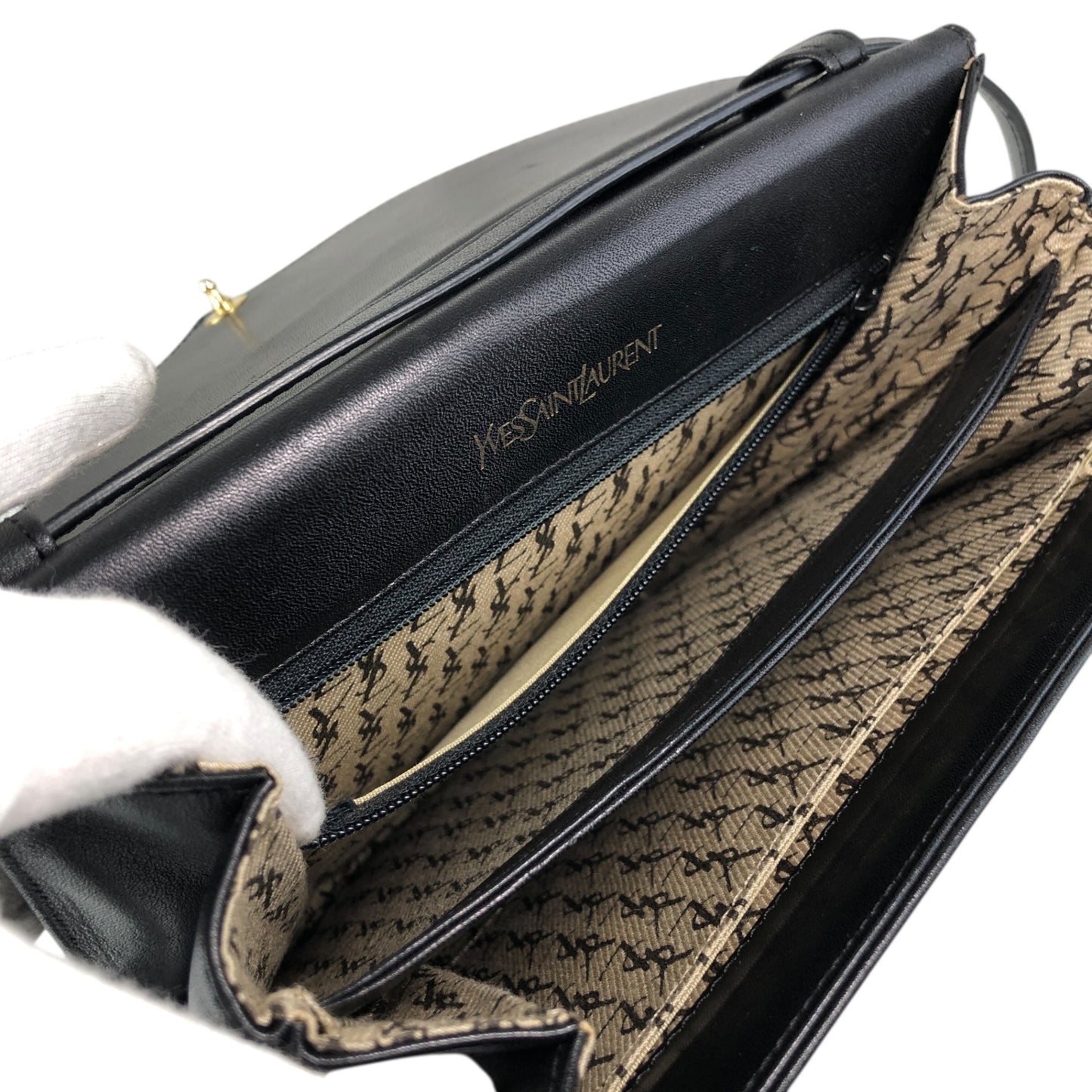 Yves Saint Laurent YSL Logo Shoulder bag Black Vintage 4x4vtu