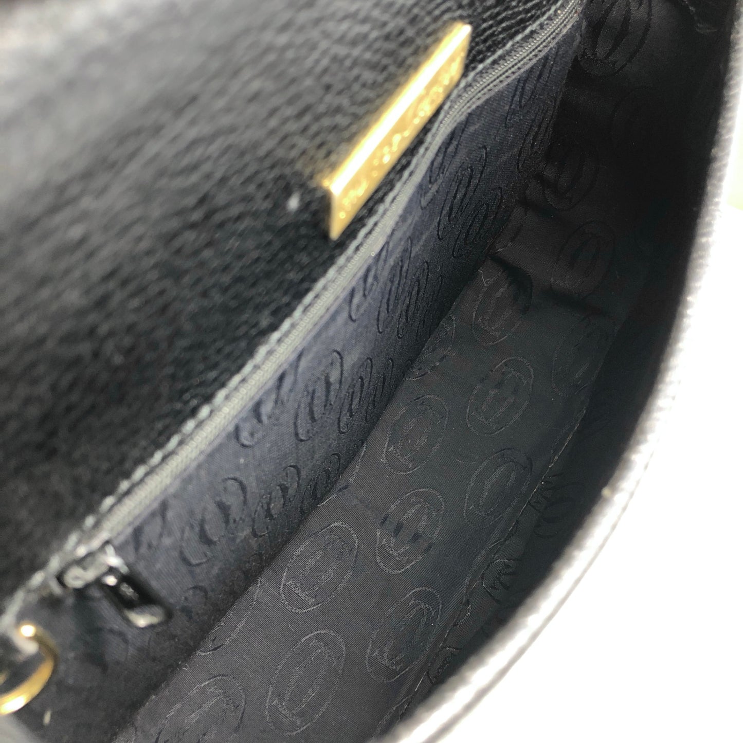 Cartier Logo Embossed Shoulder bag Black Vintage nucjig