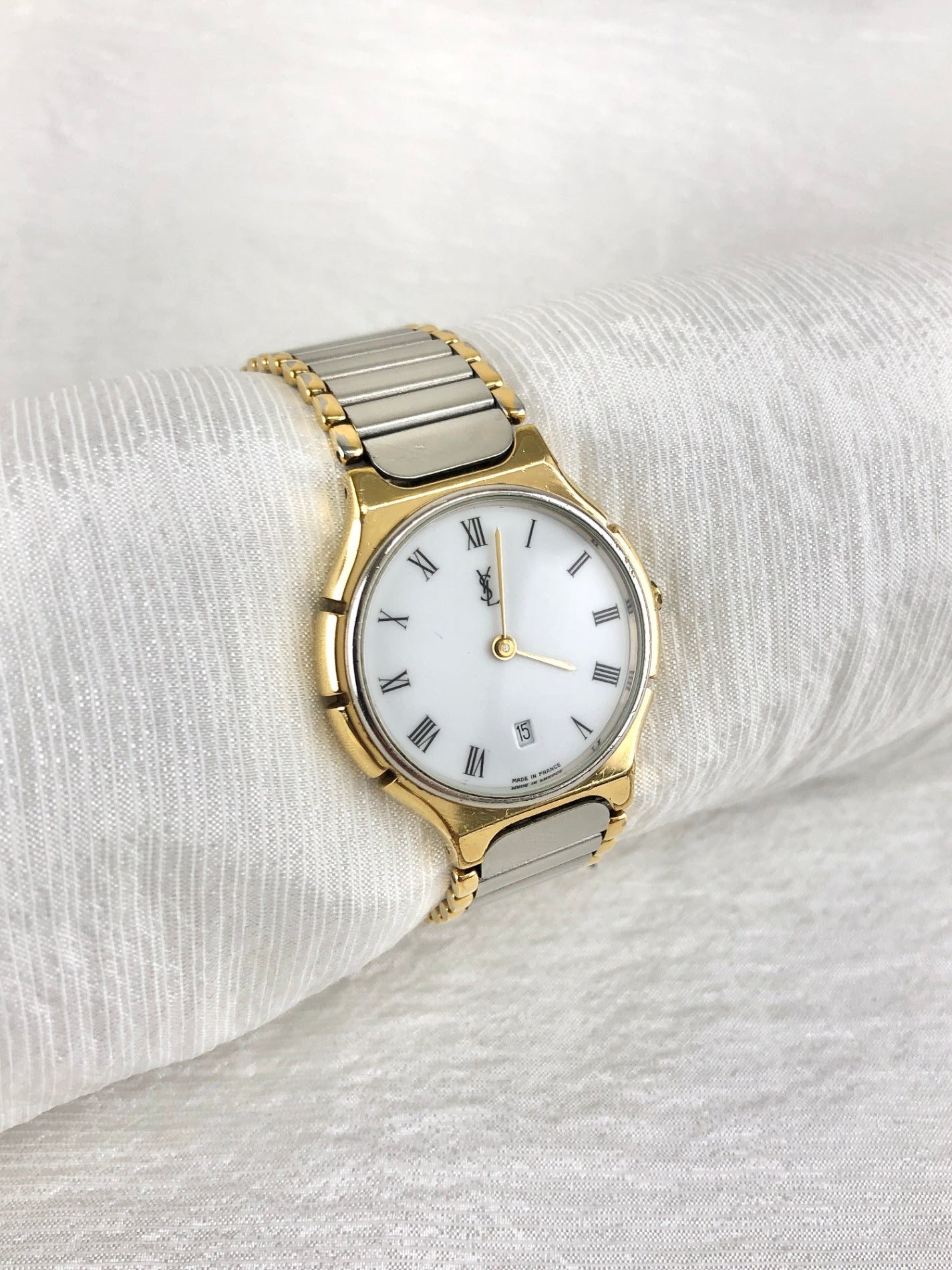 Yves Saint Laurent YSL Logo Quartz Watch Silver×Gold 291842 Vintage jav7in