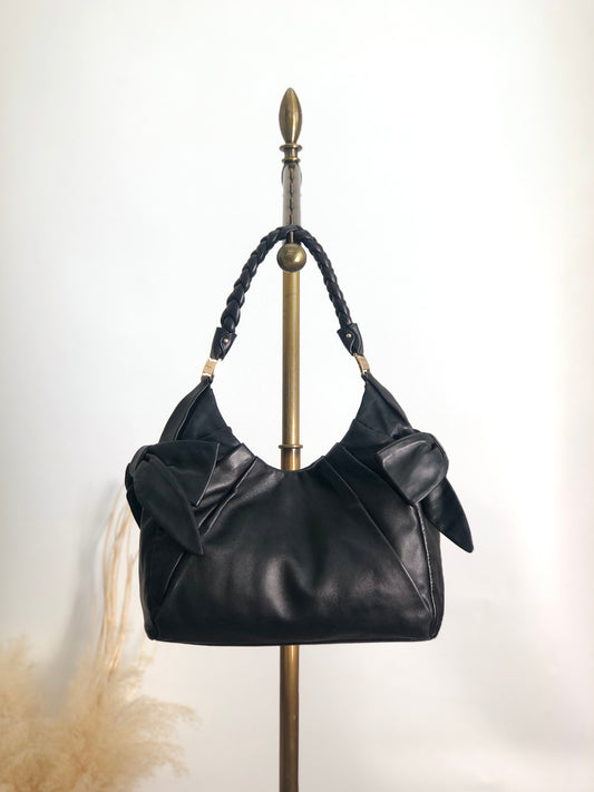 Salvatore Ferragamo Vala Ribbon Shoulder bag Black Vintage r8f2um