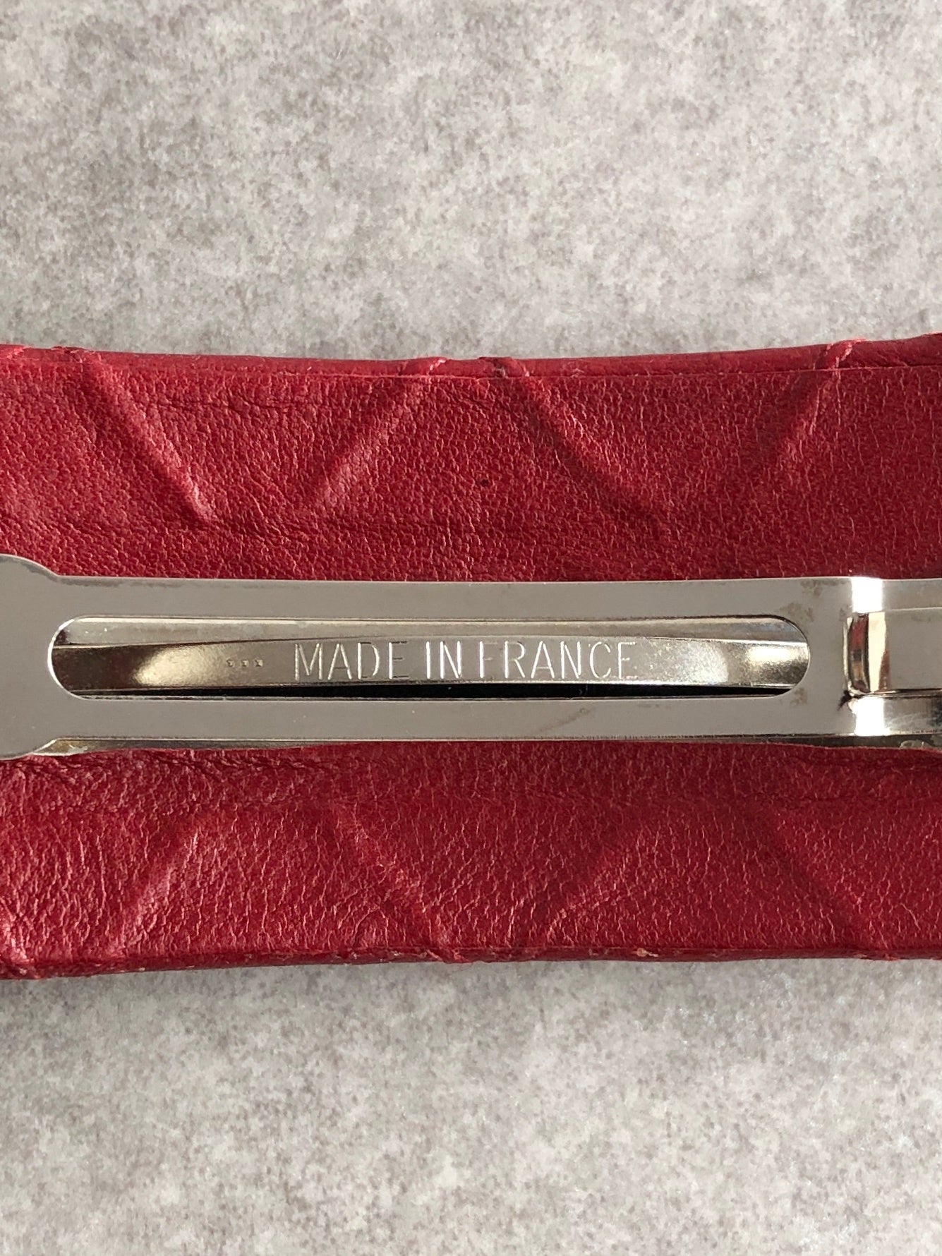 CHANEL Barrette Red Vintage cixz7n