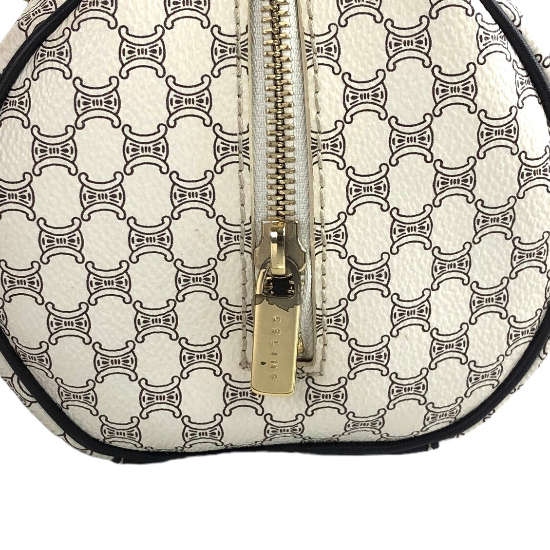 CELINE Macadam Blason Handbag White Vintage 3hgf3s