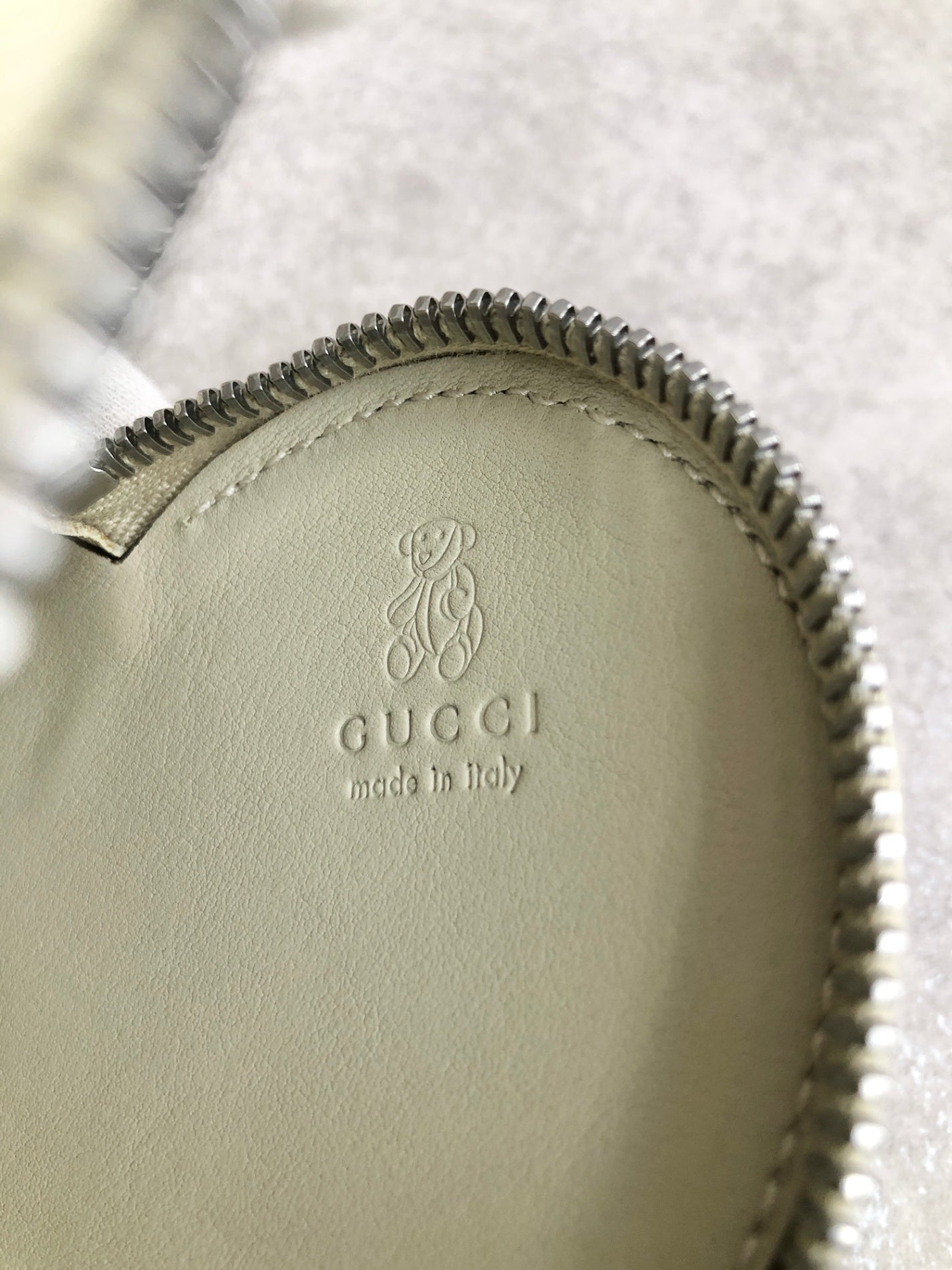 GUCCI GG Canvas Heart Motif Coin Purse Beige Vintage d3exzx