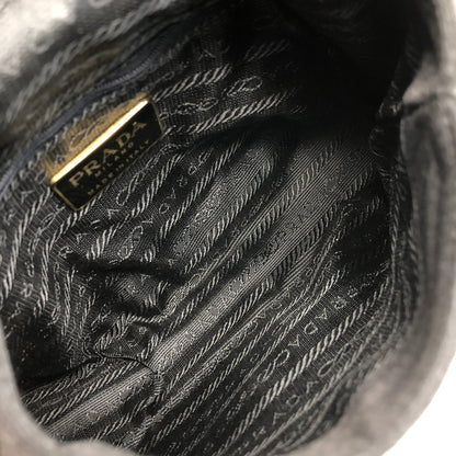 PRADA Logo Small Handbag Black Vintage rw7ck2