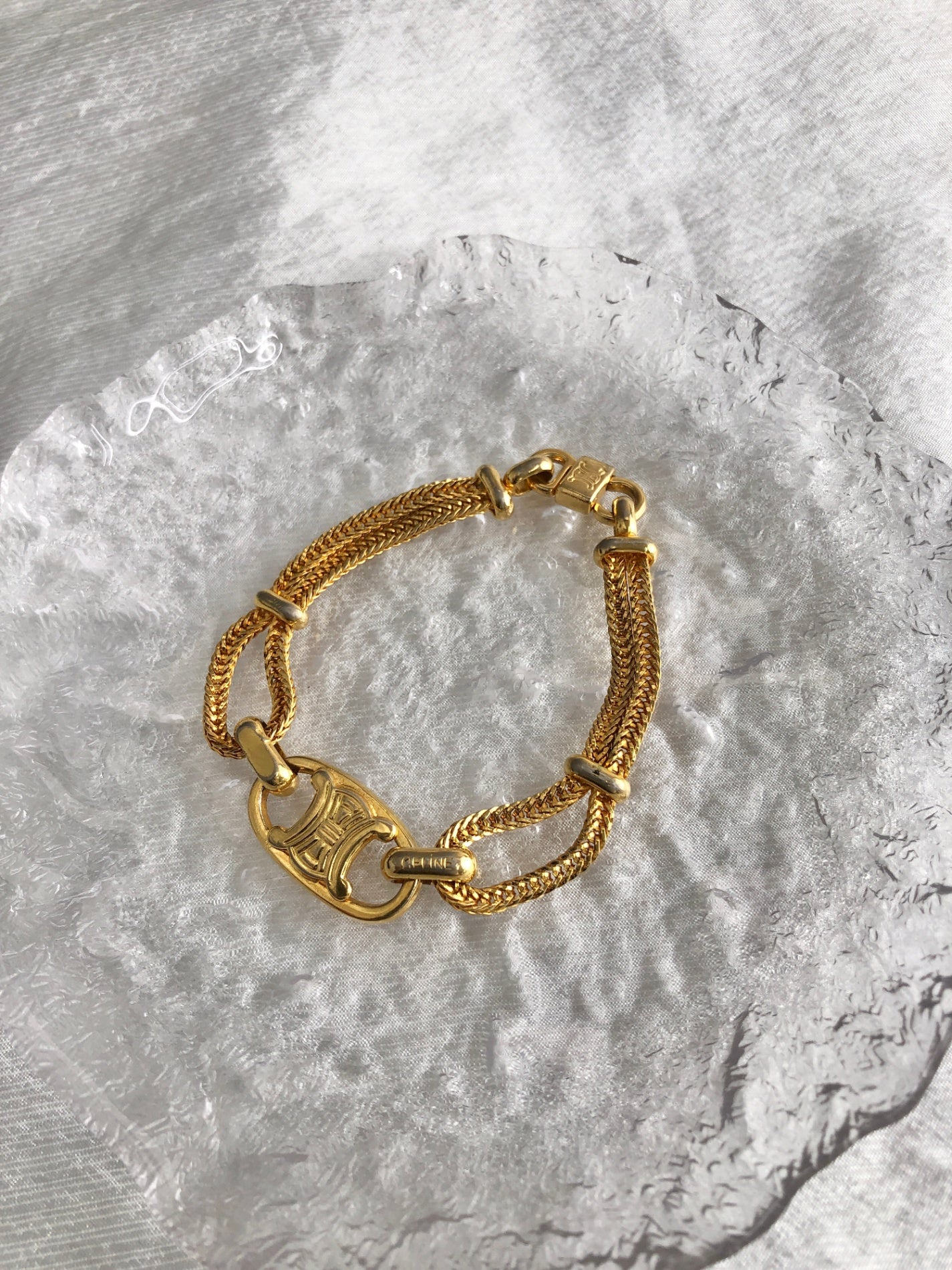 CELINE Blason Bracelet Gold Vintage hx6tjb