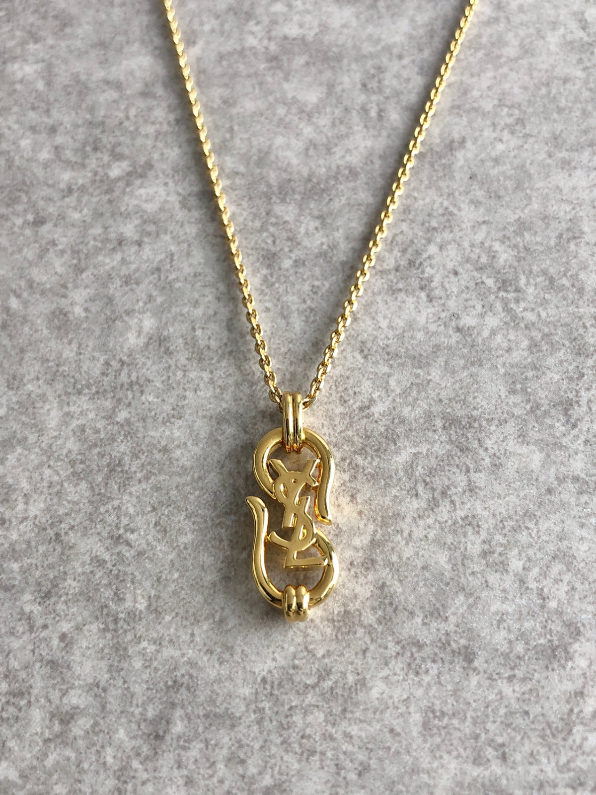 Yves Saint Laurent YSL Logo Motif Necklace Gold Vintage bxhwdv