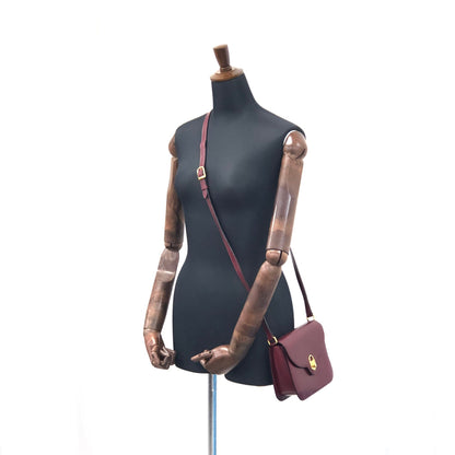 CELINE 掛鎖皮革斜背包 波爾多紅 復古 28epaz 