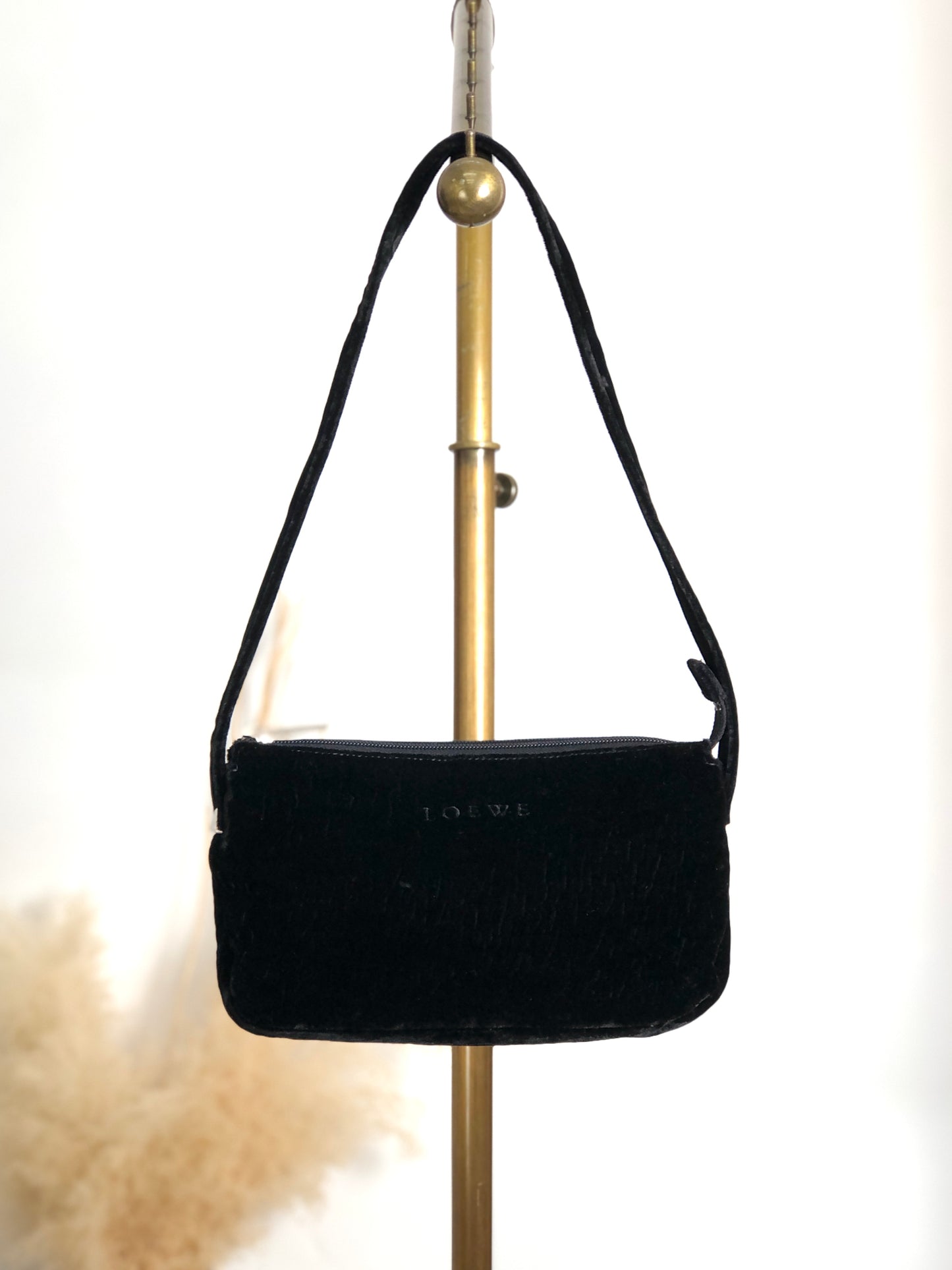 LOEWE Logo Shoulder bag Black Vintage eck8fg