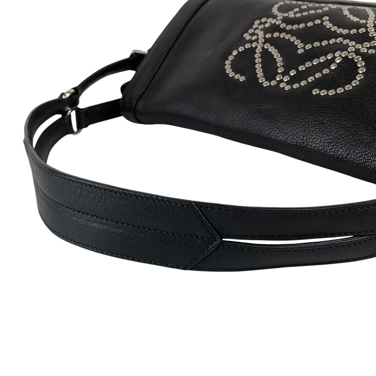 LOEWE Anagram Shoulder bag Black Vintage 8s3xv4