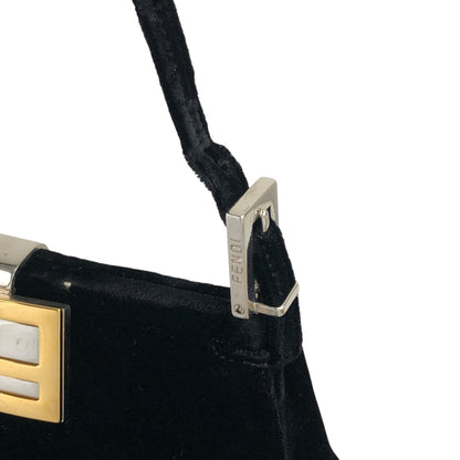 FENDI Handbag Shoulder bag Black Vintage m63dww