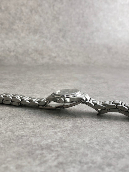 GUCCI Logo Quartz Watch Silver 9040L Vintage mgafij