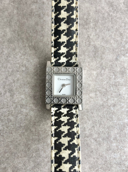 Christian Dior Cannage Quartz Watch Black×White Vintage jw4b2h