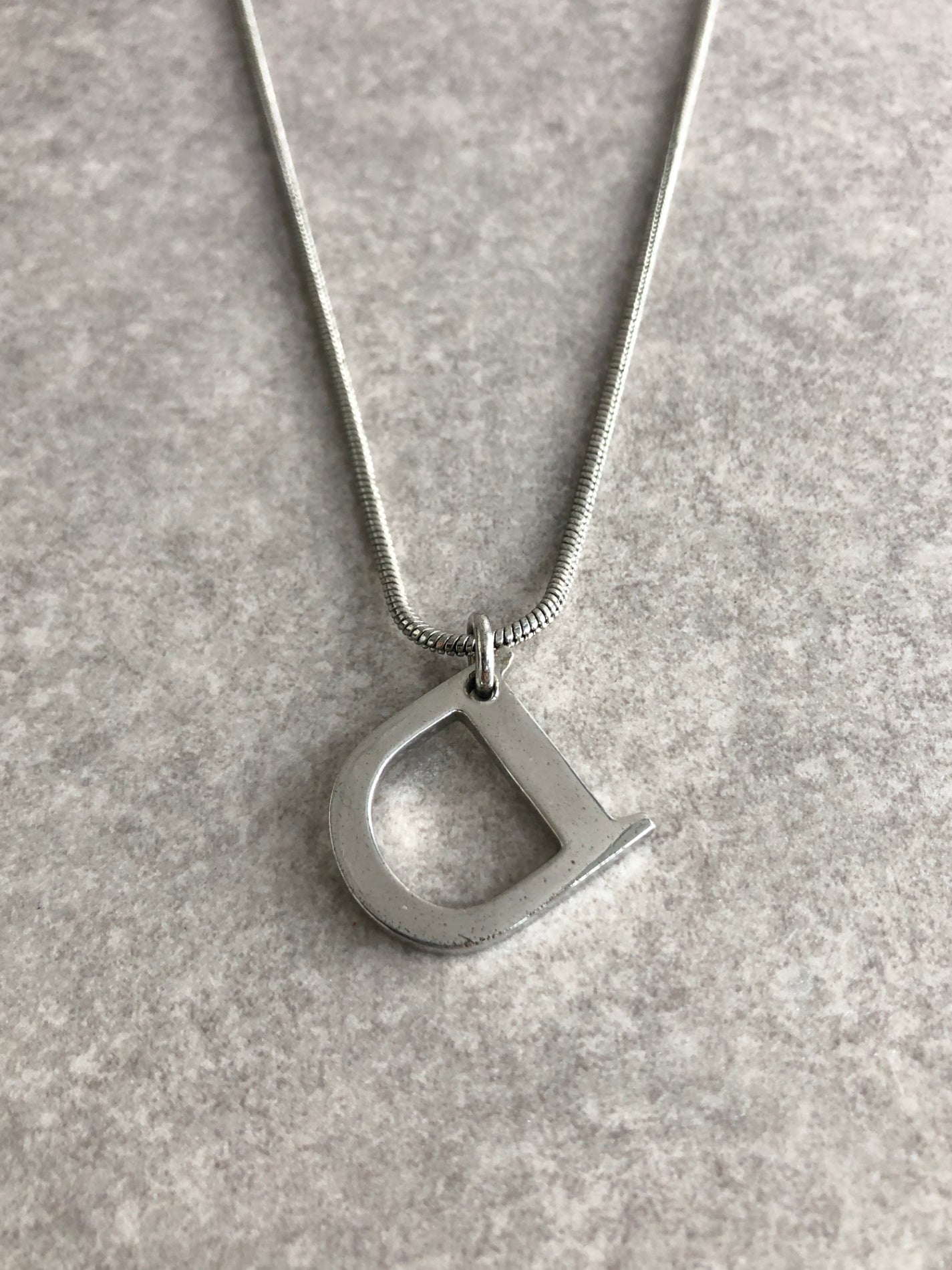 Christian Dior D Motif Necklace Silver Vintage j4vcit