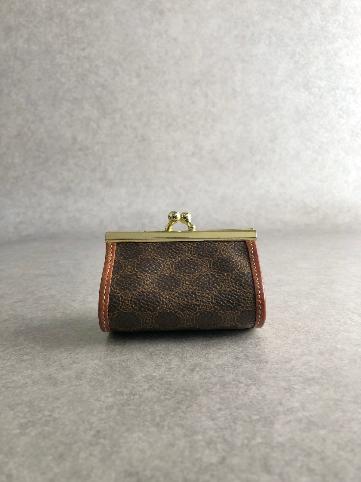 CELINE Macadam Blason Metal Clasp Coin Purse Brown Vintage m4dt4w