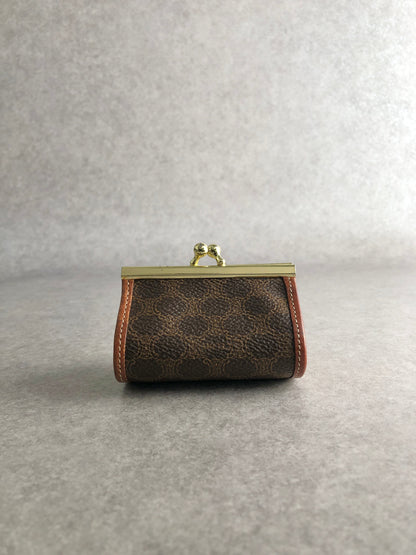 CELINE Macadam Blason Metal Clasp Coin Purse Brown Vintage m4dt4w