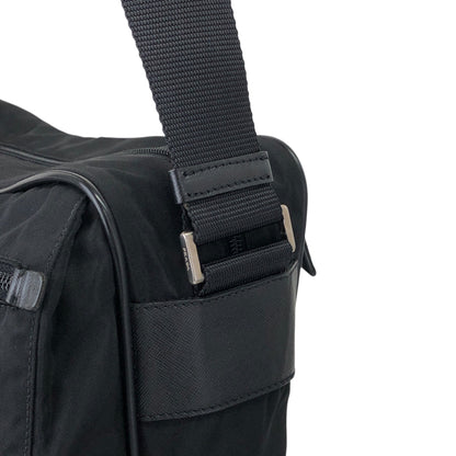 PRADA 三角形標誌雙口袋單肩包 黑色復古 nmgd27