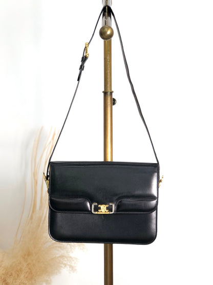 CELINE Blason Shoulder bag Black Vintage iw3njy