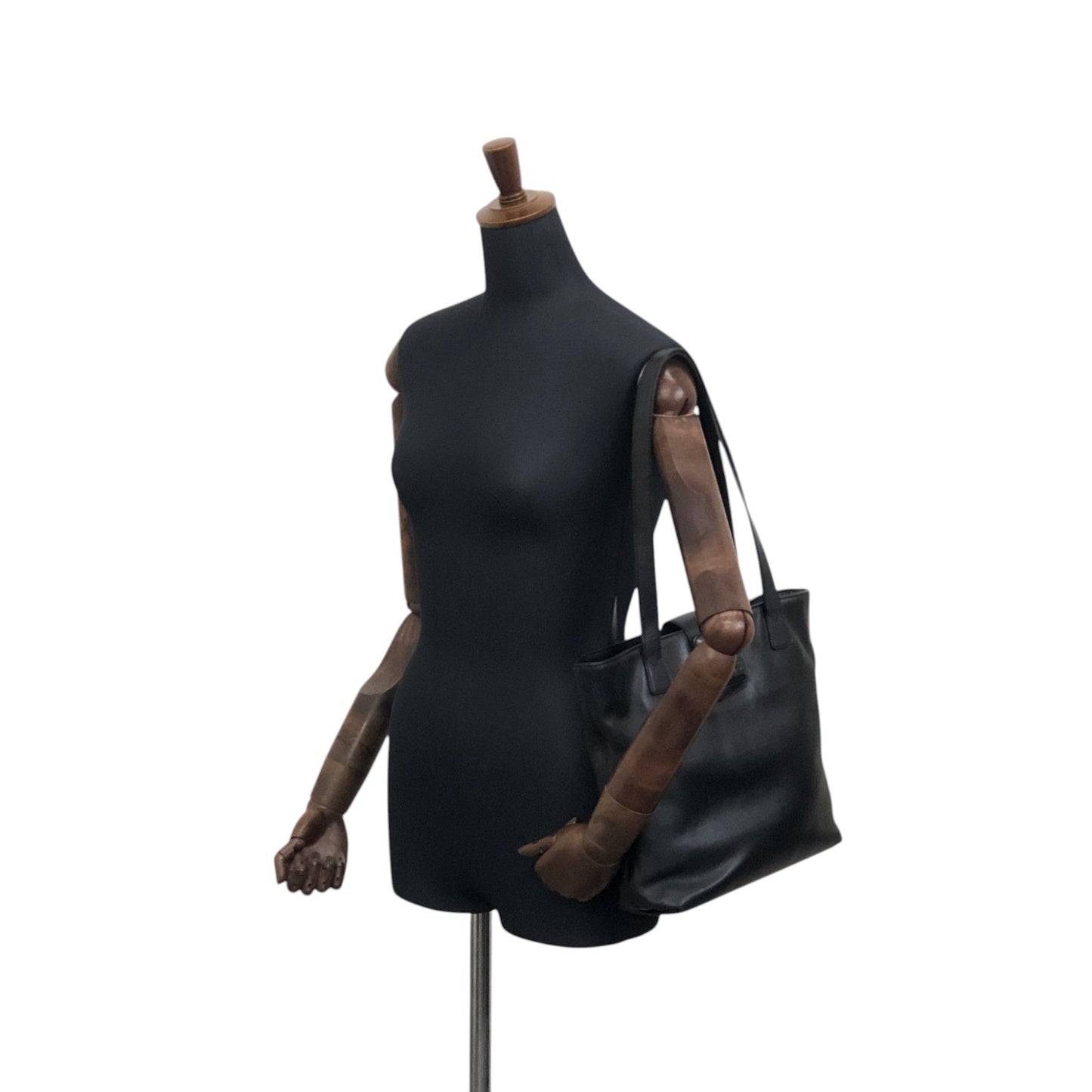 CHANEL Logo Handbag Totebag Black Vintage 6vtcfe