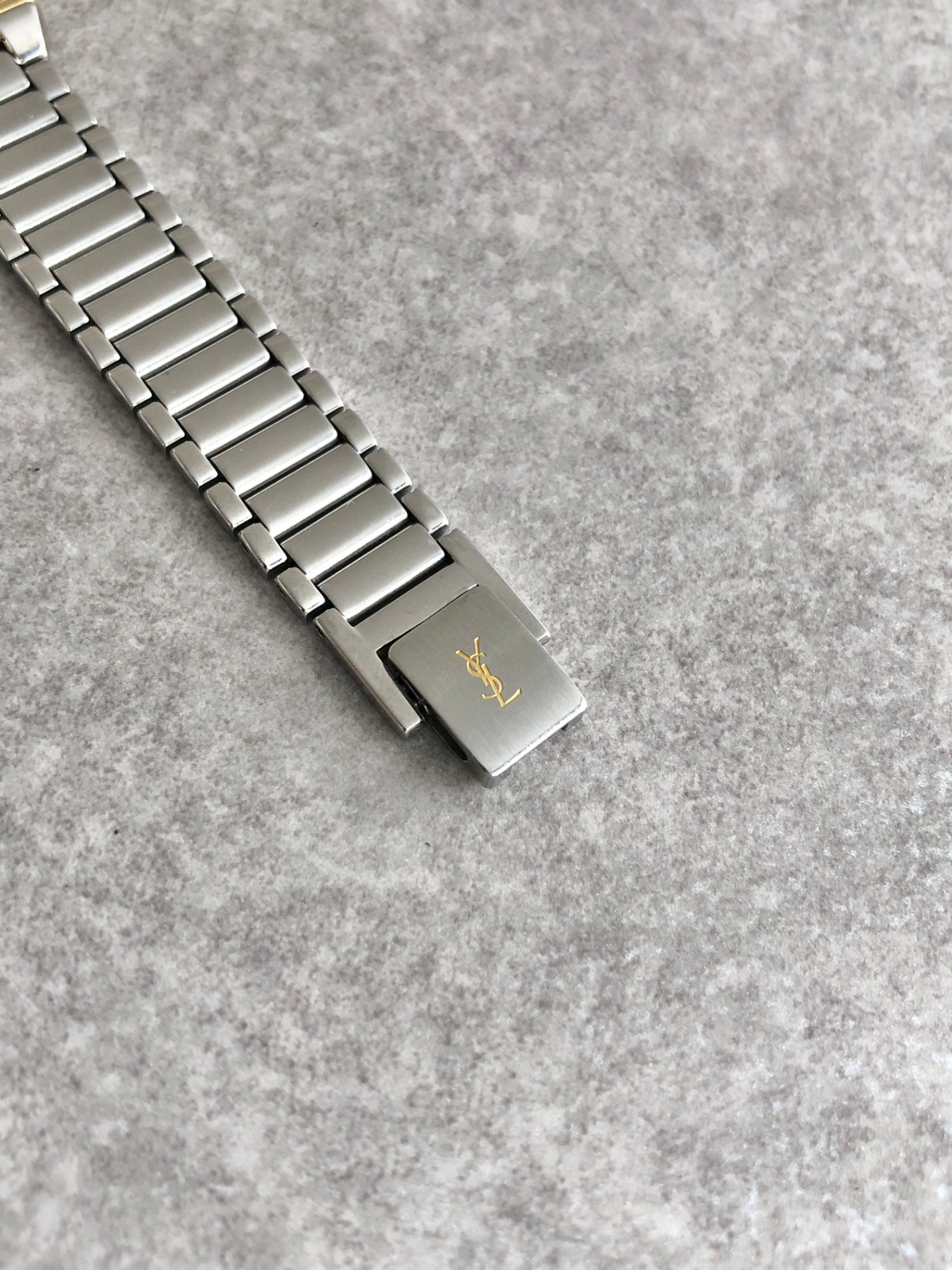 Yves Saint Laurent YSL Logo Quartz Watch Silver 5421-Ｈ04732Y Vintage x746s6